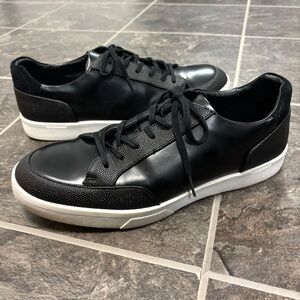 Calvin Klein Men's Izar Scotch Grain/Box Leather Black Sneakers - Size 9